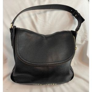 Marc Jacobs sophisticated Leather Hobo Color BLACK Style # M0016930